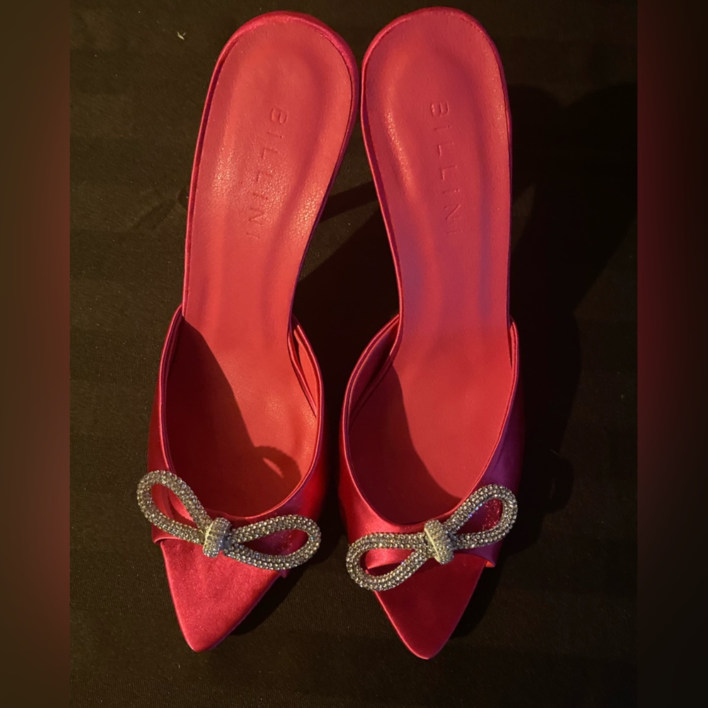 Hot Pink open toed slip-on’s